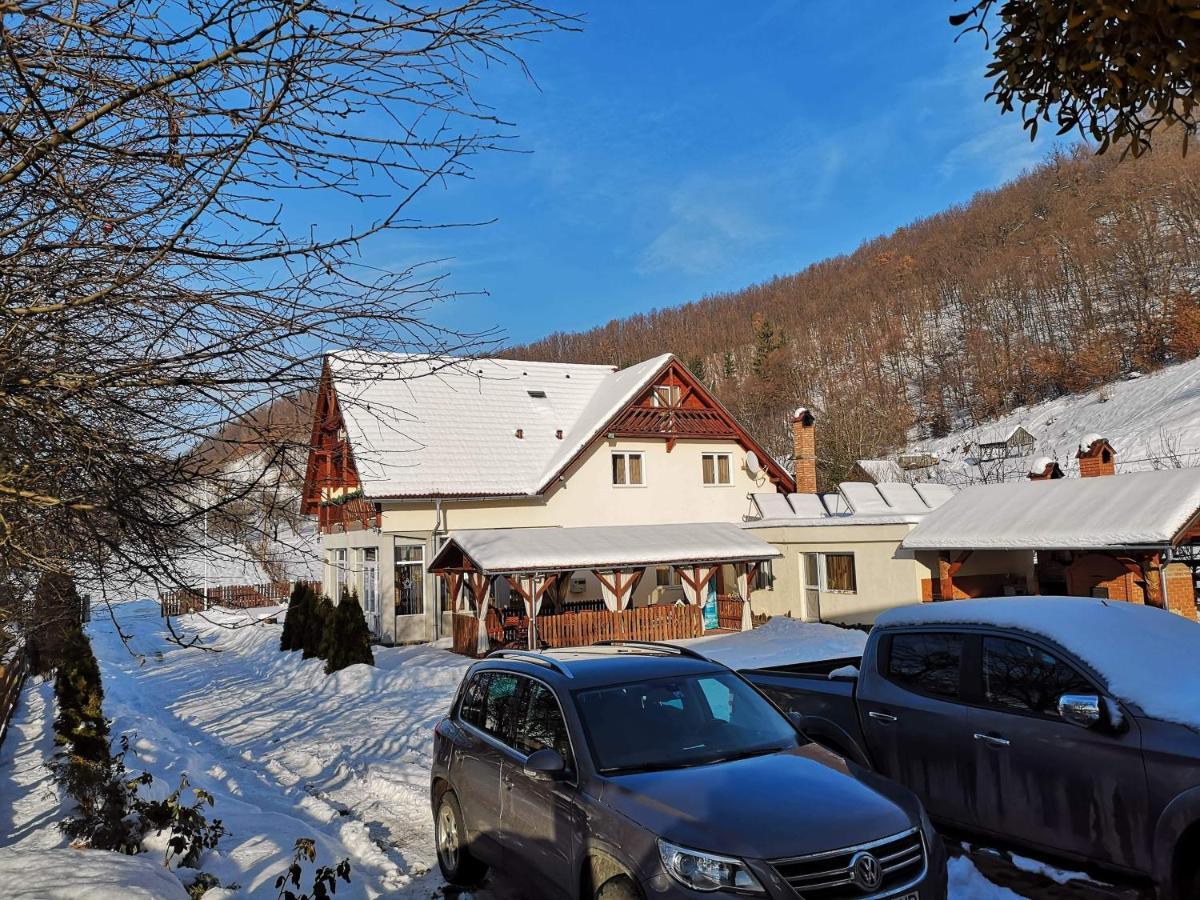 Olimpia Villa Tibod Extérieur photo